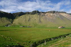 The sun came out to light up this scene near Knarratunga