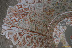 Older geometric designs in the Ağaçalti Church