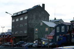 I'm typing from the left edge of the red sign