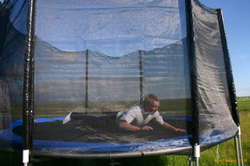 Hafthor demonstrats the belly flop