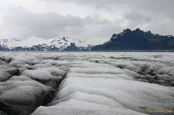 The road ahead (we're heading to the right edge of the view)
