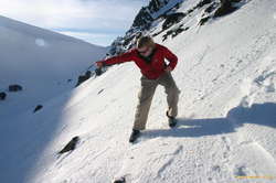 Steinar demonstrates his surfing style