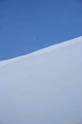 The moon provides a distraction while Aadne is ski shopping