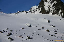 Aadne approaches the first ski