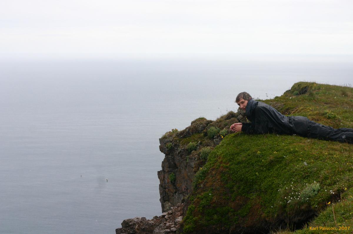 Wolfgang looking over the edge at Horn