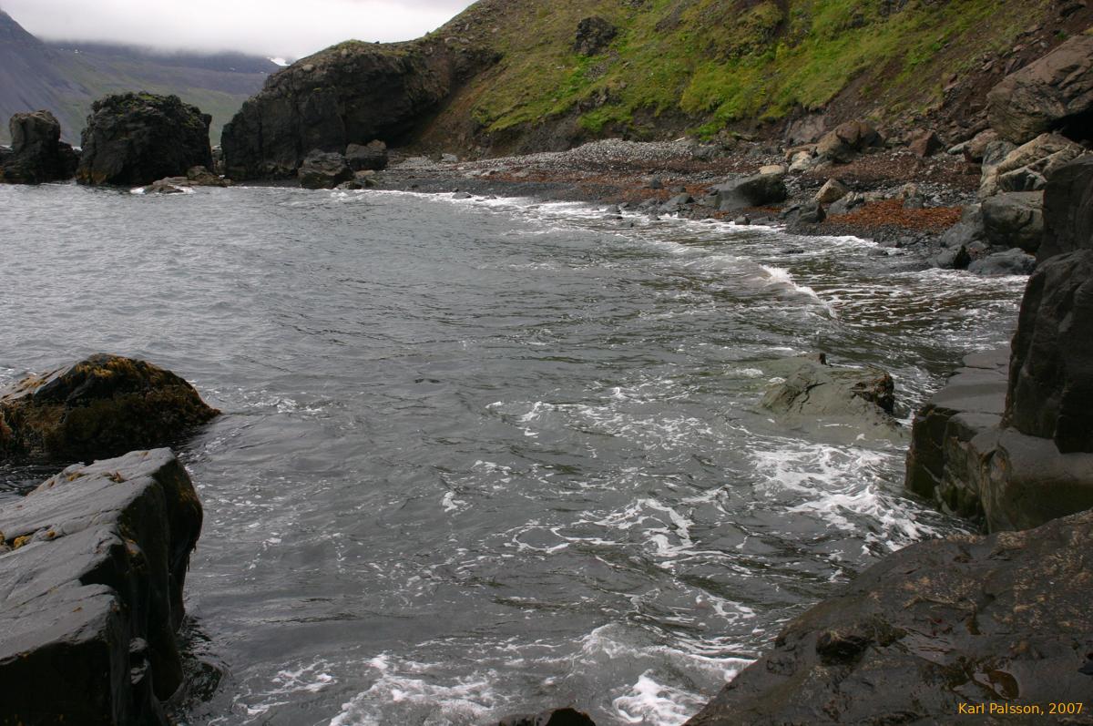 The Bolungarvík obstacle.  Tide's still a bit high