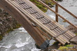 Cool bridge