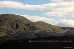 Dusty roads near Hekla