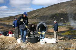 Wolfgang and Guido handmixing SCC