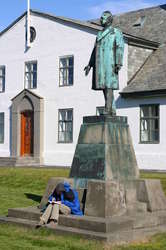 Tourists Tourists Everwhere