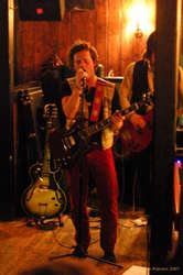 Singing strong, Grasrætur in Dillon