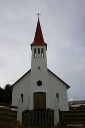 The church at Lundur. Who knows what hoftótt means?