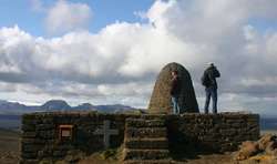 Hjörleifur's grave, looking north