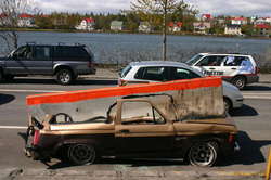 Angry giant rubble by Tjörnin