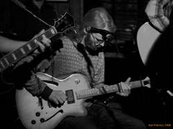 Sölvi with the magic blues band at Dillon