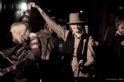 Singing about singers