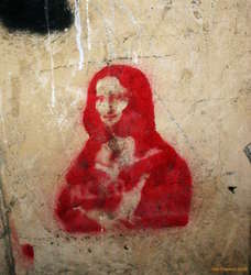 Mona Lisa with a bottle. (ALKO Stars) ag4t at visualartifacts.ru