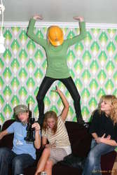 Lee, Agnes over Erla, ??