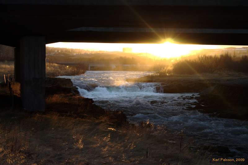 Sunbeams on Elliðaár
