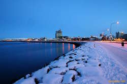 Looking east-ish along Sæbraut