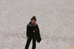 Kata walking up to the cabin