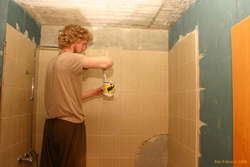 Bjöggi in the bathroom