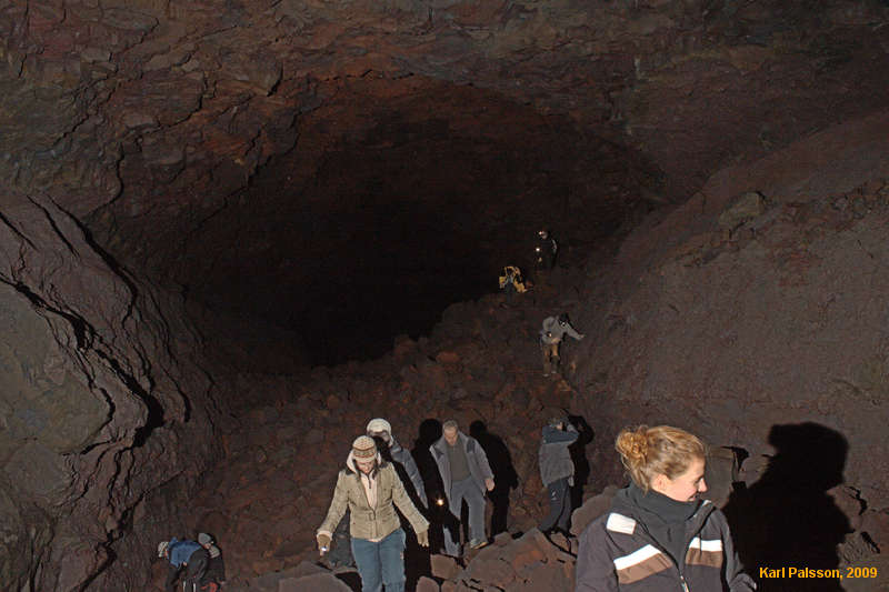 Roaming through Vídgelmir