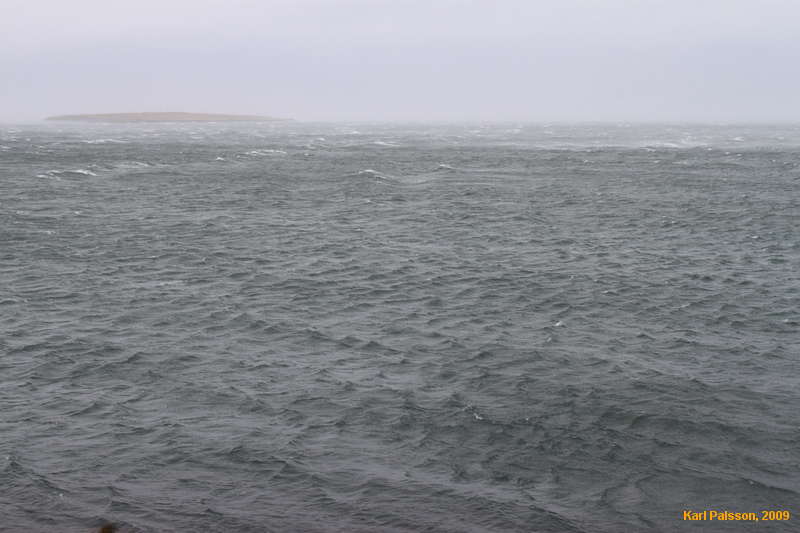 Wind ripping apart waves