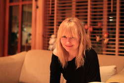 Ásta knows something