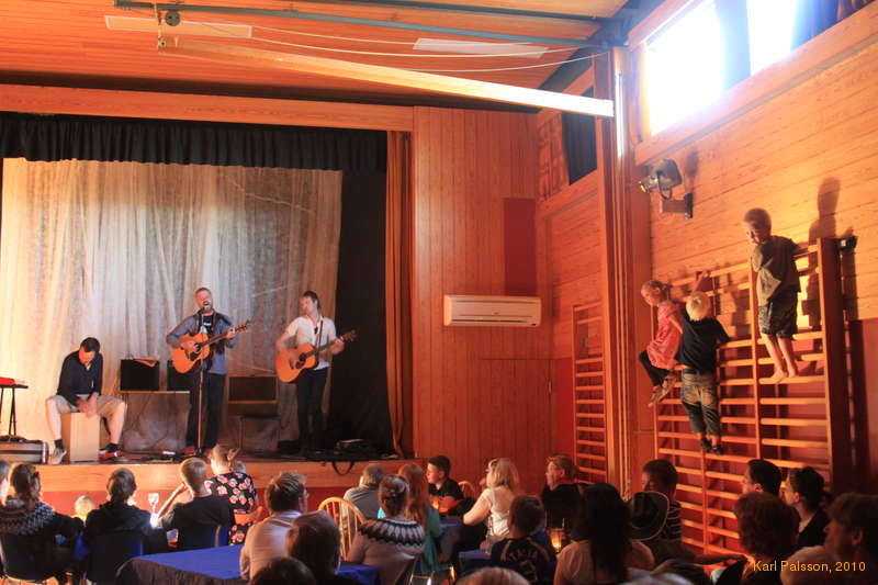 A proper family event, feat Mugison, Pétur Ben, and Arnar Gislason