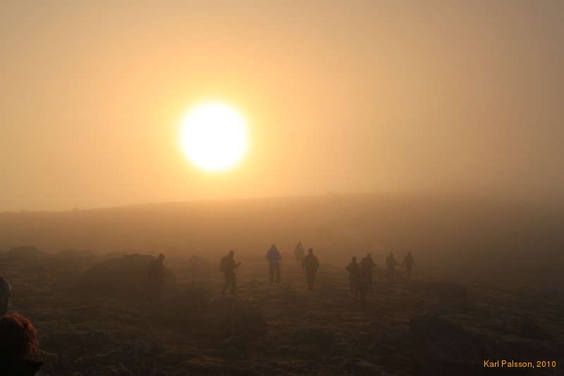 Descending into sunny fog