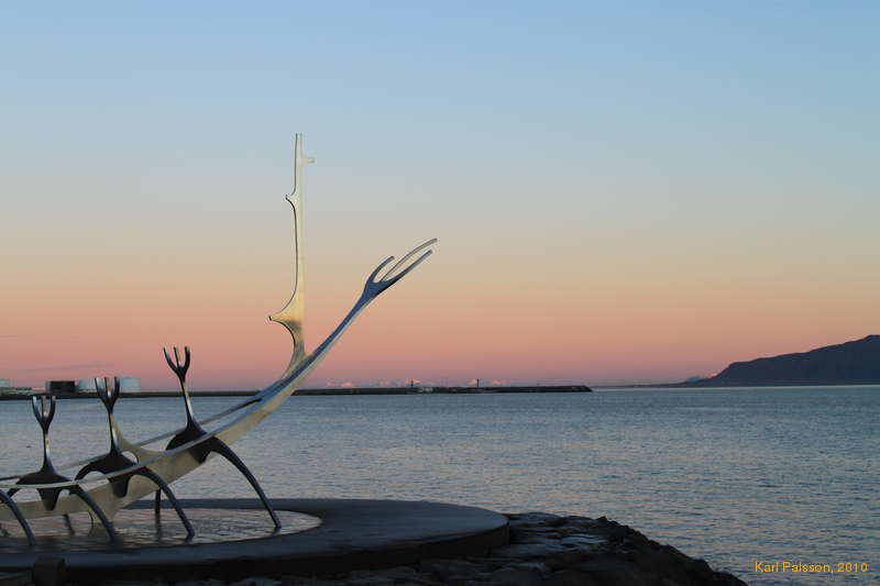Belt of venus fading away at sunrise