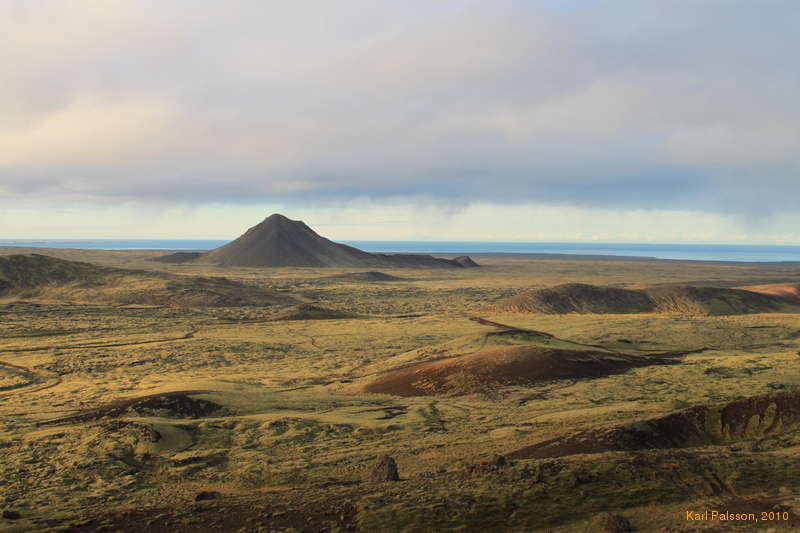 Looking across to Keilir from near Grænavatn