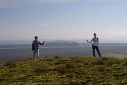 Abi and Davis, high fiving Hjöleifshöfði