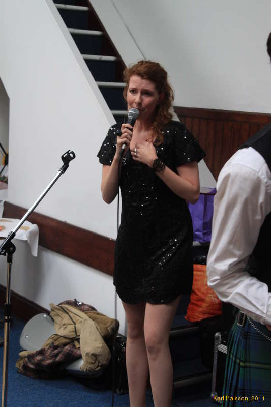 Tóta sings for us all