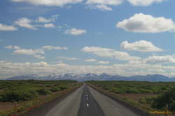 Late snow along skarðsheiði