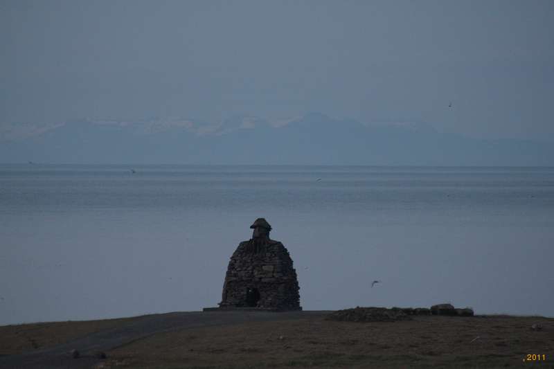The Arnarstapi statue at night
