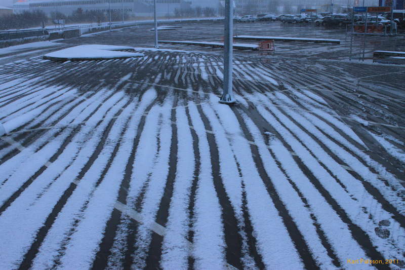 Melt patterns at Smáralind