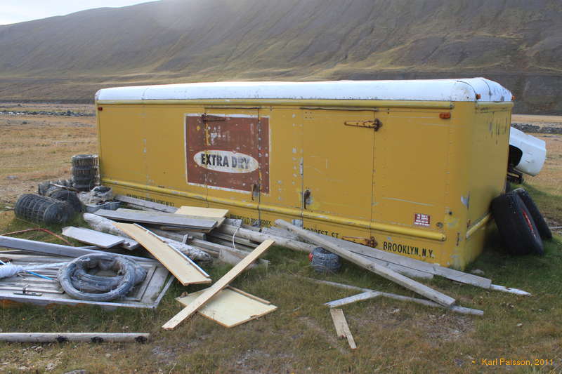 Rheingolds Extra Dry, a long way from home