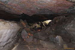 Helgi in the south entrance