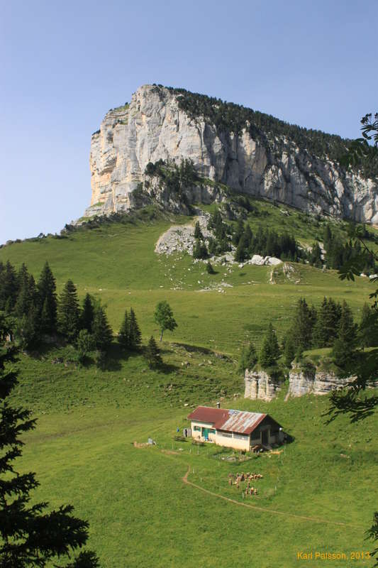 Chalet de l'Alpette underneath Granier