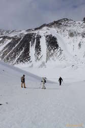 Descending Ólafsskarð into Jósepsdalur