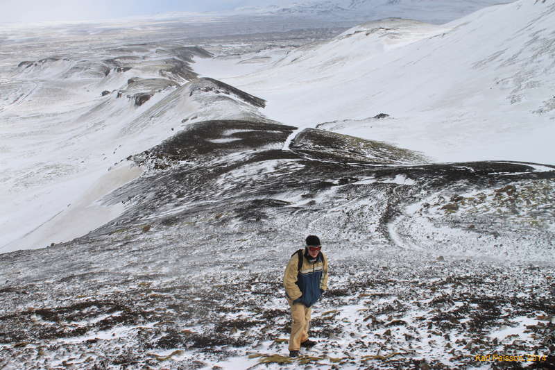 Siggi hiking up Suaðadalahnúkur