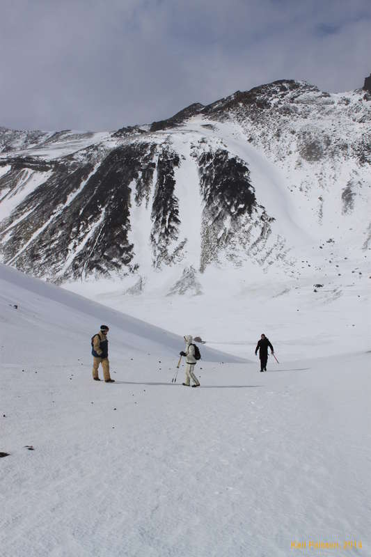 Descending Ólafsskarð into Jósepsdalur