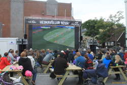 Watching the pixels on Ingolfstorg