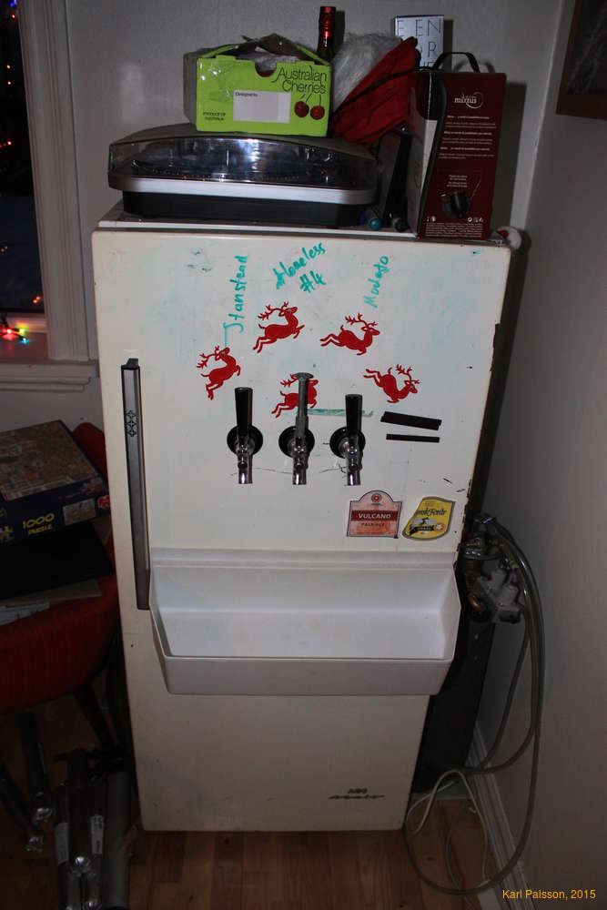 Fridge - free (no taps or gas)