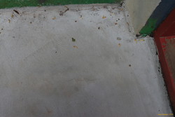 Cracked mortar over rain damage