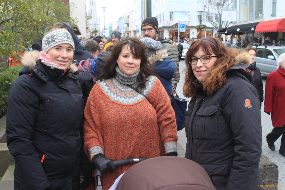 Regina, Begga and Kata, first day of winter
