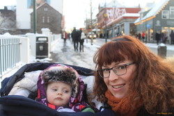 Kata and Stella on Bankastræti