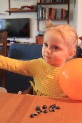 Blueberries are tastier than cake